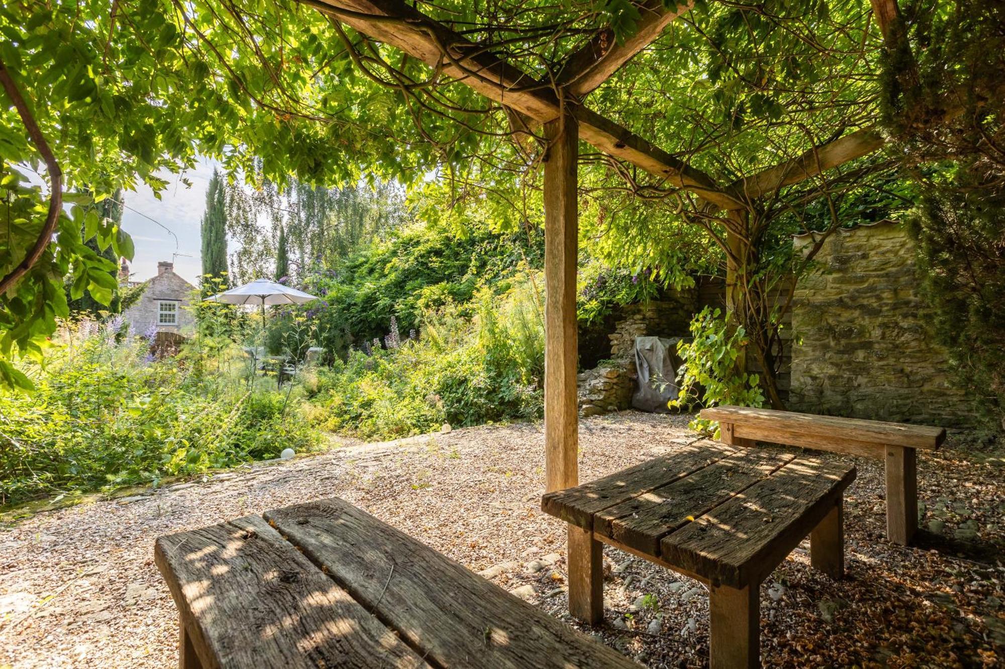 Noelle'S Cottages, The Barn Pickering Esterno foto